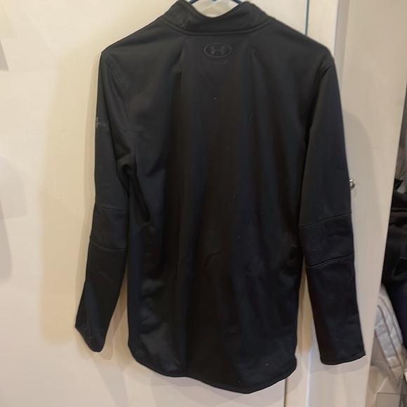 Uber Armour cold gear zip up - Picture 4 of 4